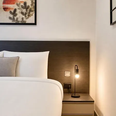 Inn Urban 19 Residences Boutique Escape *