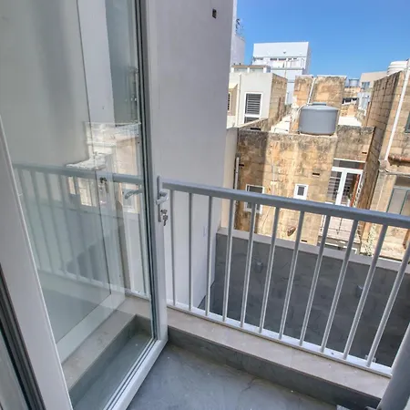 Urban 19 Residences Boutique Escape Inn *