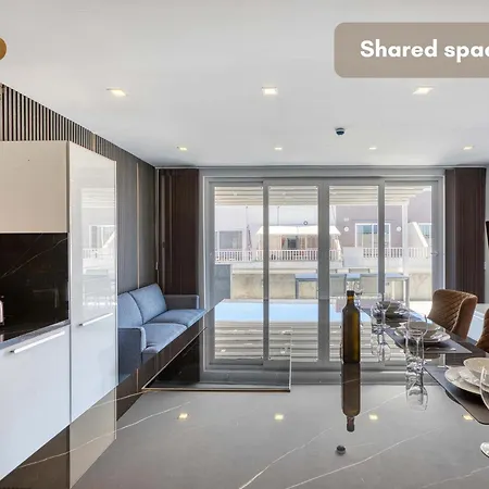 Urban 19 Residences Boutique Escape Inn *