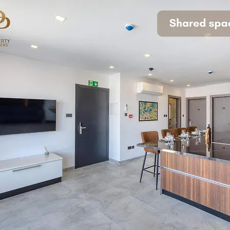 Urban 19 Residences Boutique Escape *